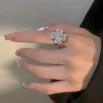 Lucky Four-leaf Ring